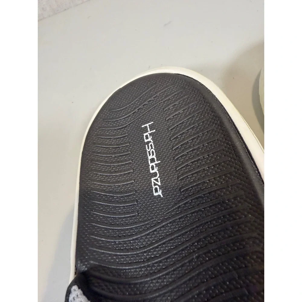 Harssdanzar men flip flop breathable mesh straps, and lightweight EVA soles sz 9